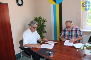 Podpisano umowę na przebudowę ul. Waryńskiego w Sławie