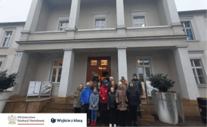 Wyjście z klasą — teatralna przygoda w Lesznie!