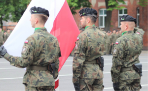 Przysięga wojskowa żołnierzy Dobrowolnej Zasadniczej Służby Wojskowej 4 Zielonogórskiego Pułku Przeciwlotniczego im. gen. dyw. Stefana Roweckiego „Grota”