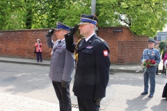 Uroczystości zakończyły się złożeniem wiązanek przez uczestników obchodów.