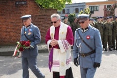 Uroczystości zakończyły się złożeniem wiązanek przez uczestników obchodów.