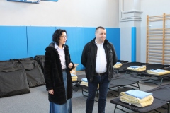 od lewej: Dyrektor I Liceum Ogólnokształcącego z OD im. Tomasza Zana we Wschowie Agata Karolczy-Kozyra oraz Starosta Wschowski Andrzej Bielawski