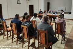 debata o bezpieczeństwie z osobami starszymi