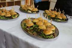 Poczęstunek przygotowali uczniowie Technikum Żywienia i Usług Gastronomicznych I Zespołu Szkół.