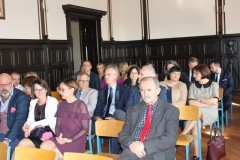 zaproszeni nauczyciele i obsługa na uroczystości