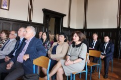 zaproszeni nauczyciele i obsługa na uroczystości