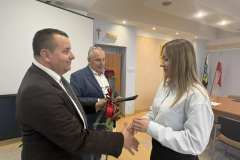 473bd7f1-280d-4f80-9d30-138c6b64fca9