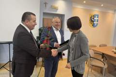 8300f9c9-27e8-4a24-8fe9-ddecff8760d2