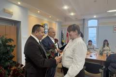 99ede621-44b3-41ff-aff6-03edd6a147c8