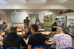 Uczniowie I Zespołu Szkół im. Stanisława Staszica we Wschowie podczas zajęć ABC Przedsiębiorczości