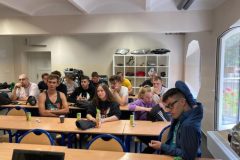 Uczniowie I Zespołu Szkół im. Stanisława Staszica we Wschowie podczas zajęć ABC Przedsiębiorczości.