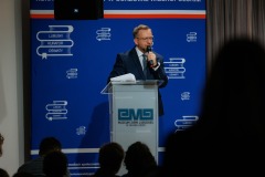 589805019_1428707725638606_160850465847244109_n