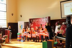 Występ dzieci z SOSW