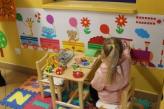 Kącik Malucha znajduje sie na II piętrze, tuz obok Wydziału Komunikacji i Dróg