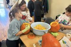 Kiermasz-Jesienny-Dary-Jesieni-Szlichtyngowa-26.10.2025-r.-40