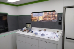 prezentacja sposobu montażu i zabezpieczenia połączeń przewodów elektrycznych