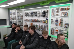 prezentacja sposobu montażu i zabezpieczenia połączeń przewodów elektrycznych