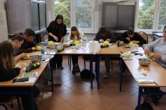 Kolejne-umiejetnosci-zdobyte-–-kurs-carvingu-zakonczony-10.10.2025-r.-8