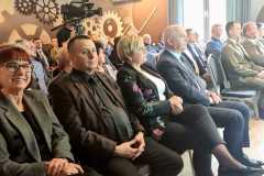 Starosta Wschowski podczas konferencji dot. lasów.