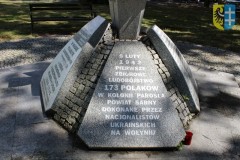 Pomnik w hołdzie poległym, zmordowanym i wypędzonym z Kresów Wschodnich II RP w latach 1939-1945