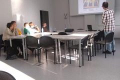 Uczestnicy projektu podczas zajęć