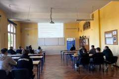 Szkolenie-uczniow-Staszica-z-obslugi-wozkow-widlowych-1