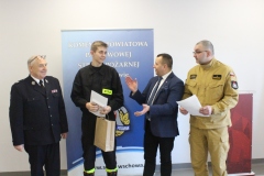 Laureat turnieju " Młodzież Zapobiega Pożarom"