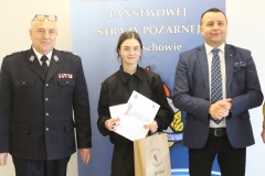 Laureatka turnieju " Młodzież Zapobiega Pożarom"