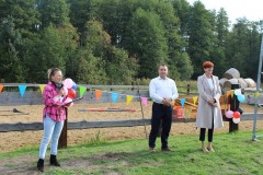 Od lewej: Kierownik Powiatowego Centrum Pomocy Rodzinie we Wschowie Katarzyna Ciepła-Nowak, Starosta Wschowski Andrzej Bielawski i Posłanka do Parlamentu Europejskiego Elżbieta Rafalska