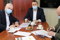 podpisanie-umowy-Stare-stracze-Lipinki