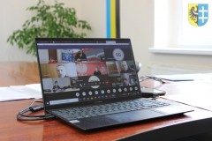 posiedzenie odbyło się w trybie zdalnym