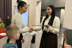 09bdf6b5-1066-4dd7-bb70-2899e1