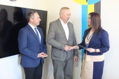 od lewej: Tomasz Urbański, Waldemar Starosta, Wioleta Szyguła