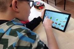 Zajęcia z komunikacji alternatywnej i wspomagającej (AAC)