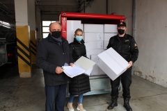 przekazanie maseczek ochronnych przedstawicielowi Gminie Szlichtyngowa
