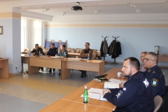 Przedstawiciele samorządów, służb, straż.