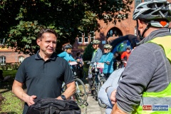 Dyrektor I Zespołu Szkół we Wschowie Piotr Wieland uczestnikiem rajdu