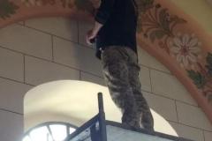 prace konserwatorskie w kościele w Goli