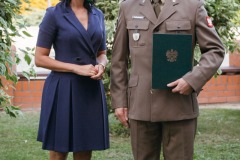 Dyrektor I LO z podpor. Damianem Tarkowskim z IV Batalionu Wojsk Inżynieryjnych w Głogowie