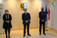 od lewej: Jolanta Wielgus, Andrzej Bielawski, Krzysztof Gruszewski