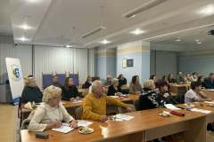 e8112729-04a7-4b30-82c7-e1692bfff0cd