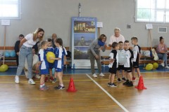 Przedszkolaki w trakcie zawodów