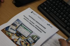 Uczniowie-technikum-z-certyfikatami-Lubuskie-Szkolnictwo-Zawodowe-dla-Nowoczesnego-Rynku-Pracy-7