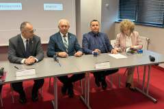 e0eb2514-00aa-4a7b-bdfa-efb8b9b0833f