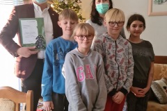 Wicestarosta Waldemar Starosta z wizytą u podopiecznych domów dziecka