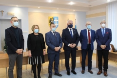 od lewej: Konrad Antkowiak, Jolanta Wielgus, Andrzej Bielawski, Władysław Dajczak, Cezary Sadrakuła, Krzysztof Gruszewski