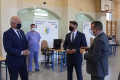 wizyta Wojewody Lubuskiego w Punkcie Szczepień Powszechnych