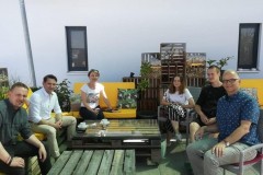 spotkanie uczniów i dyrekcji I ZS we Wschowie z właścicielem restauracji Alexanderem Hohlwein