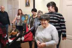 Goście przybyli na wystawę.