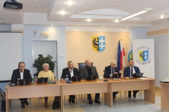 Radni podczas posiedzenia Rady Powiatu Wschowskiego